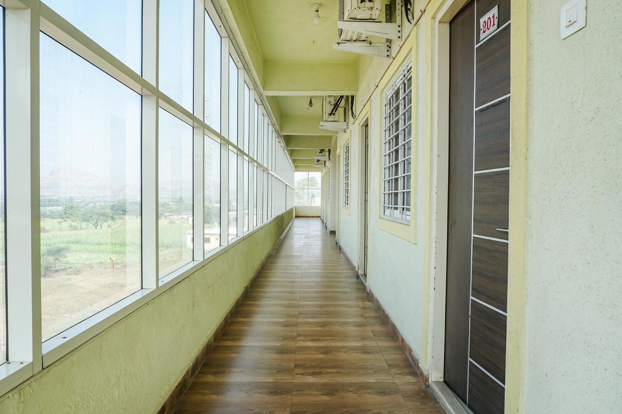 Fabexpress Vaishnav Inn Talegaon Dabhade Exterior photo
